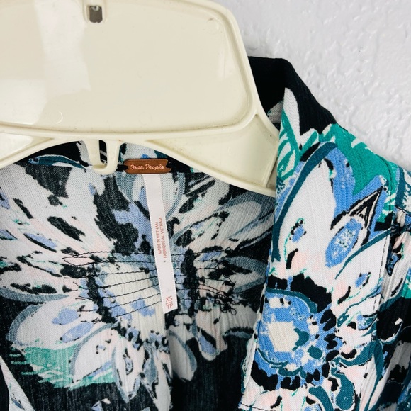 Free People Good Vibrations Button Down Blue Floral Blouse - XS - Picture 3 of 9